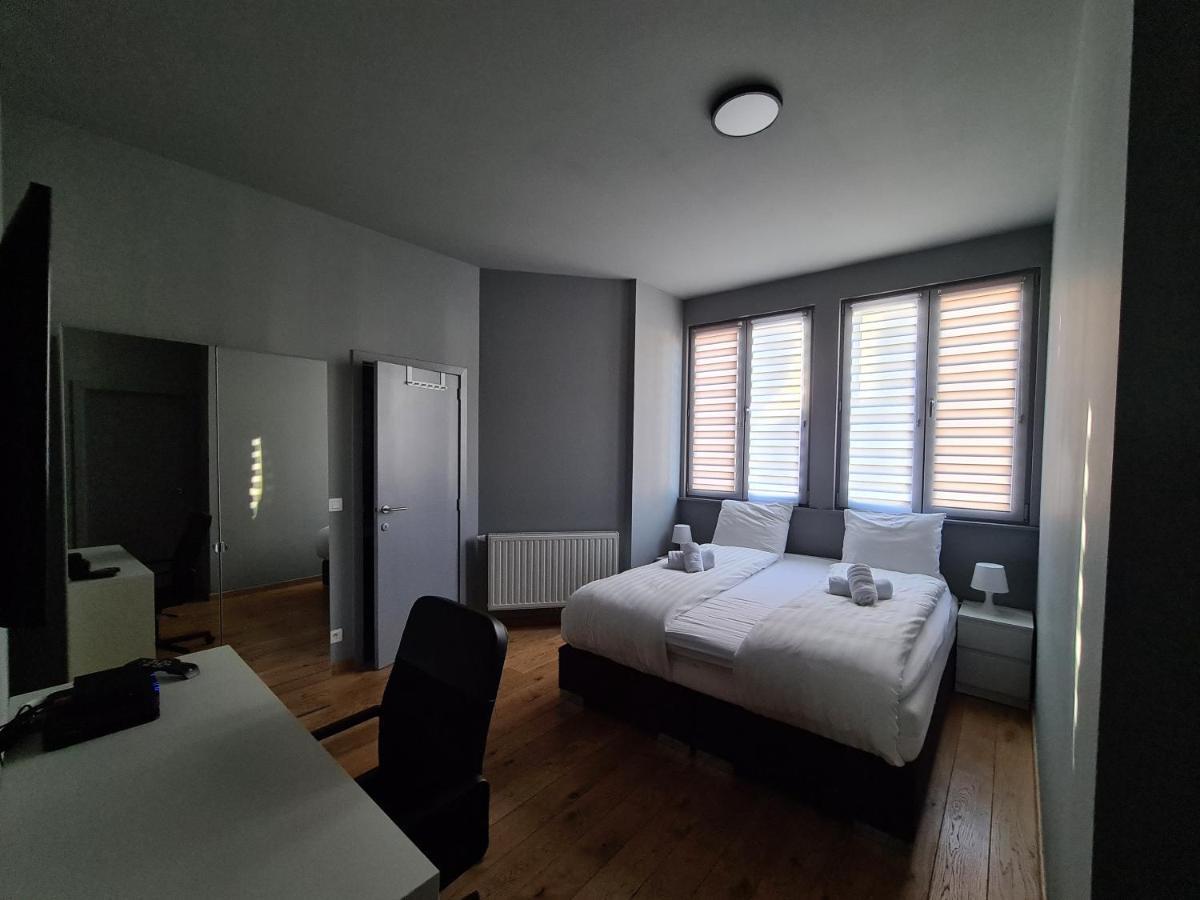 Hdc Nivelles Grand-Place Exterior photo